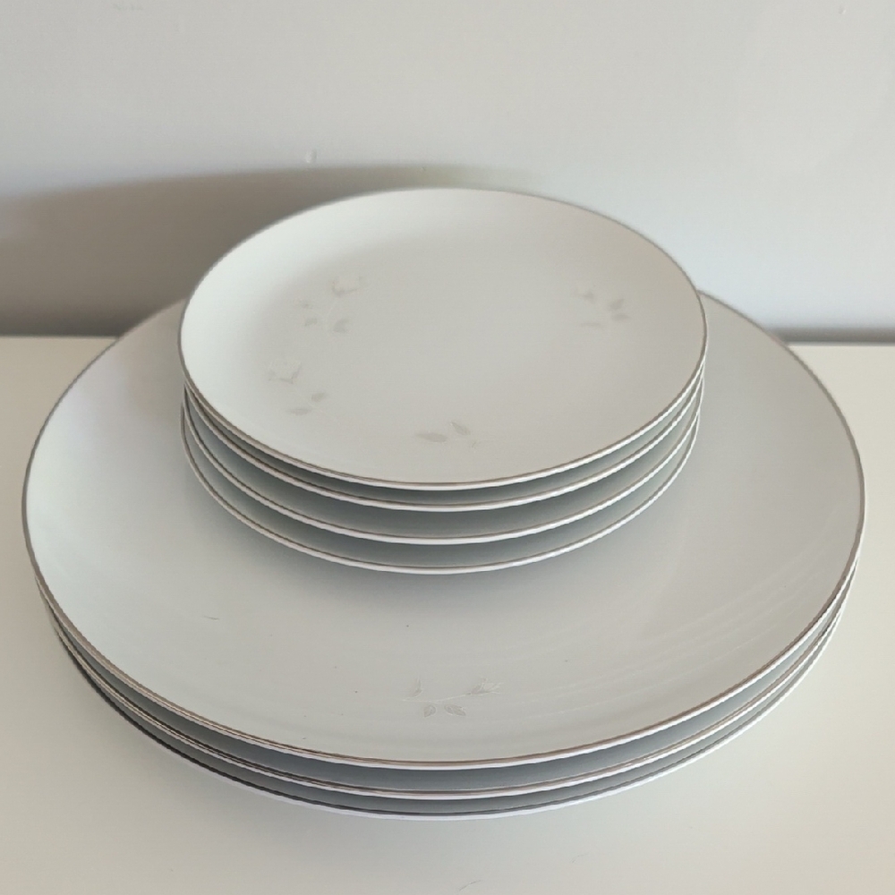 Celebrity Fine China Bridal Rose Pattern